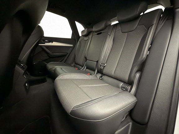 Audi Q5 24 of 30