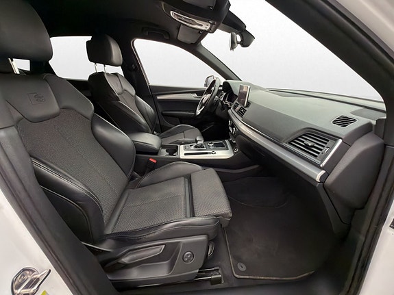 Audi Q5 22 of 30