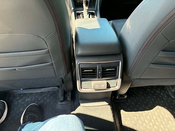 Subaru Forester 8 of 9