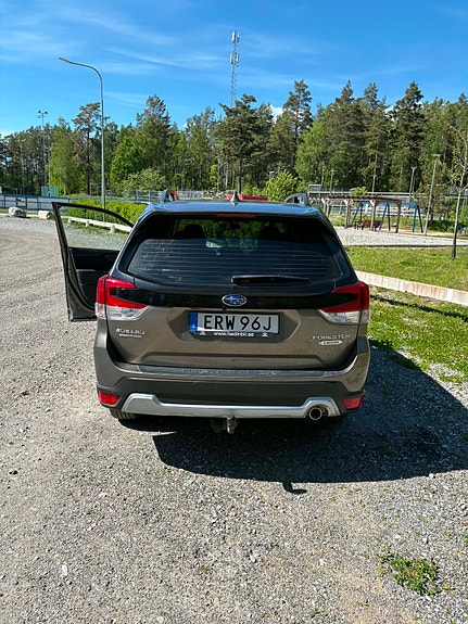 Subaru Forester 2 of 5