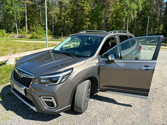 Subaru Forester 5 of 5