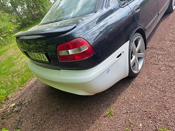 Volvo S40 4 of 5