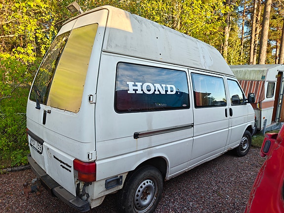 Volkswagen Transporter 2 of 5