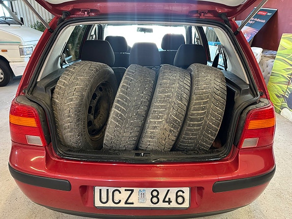 Volkswagen Golf IV 6 of 10