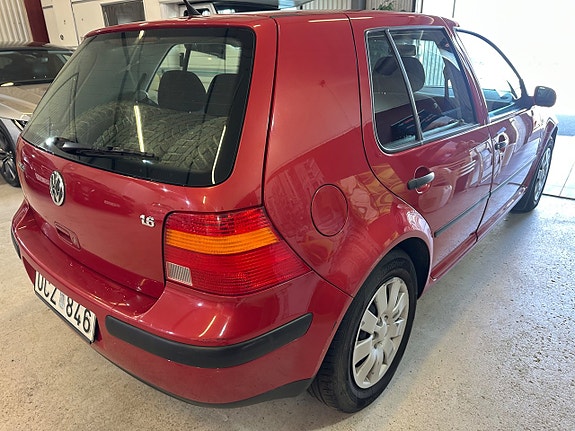 Volkswagen Golf IV 4 of 10