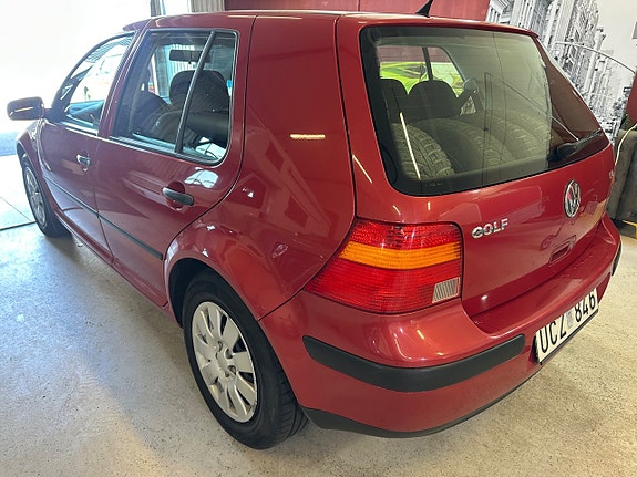 Volkswagen Golf IV 7 of 10