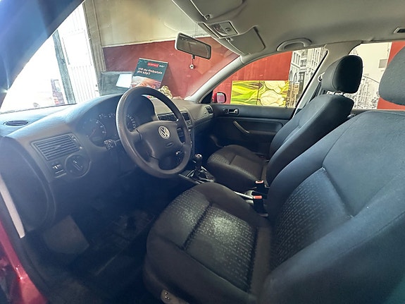 Volkswagen Golf IV 9 of 10
