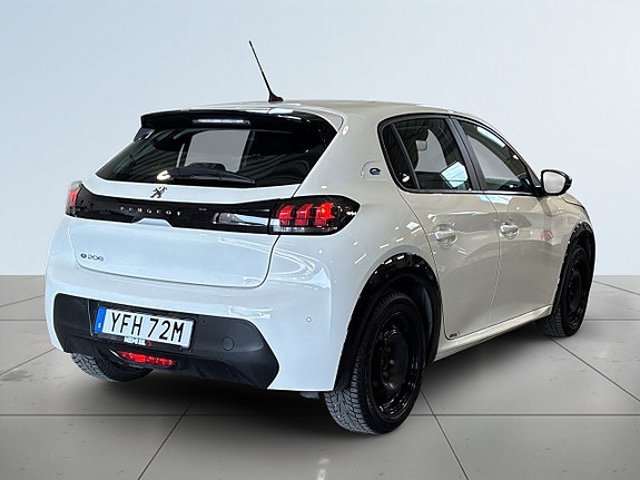 Peugeot e-208 5 of 5