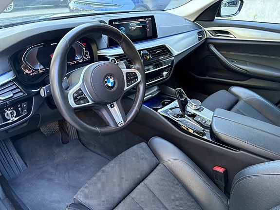 BMW 530e 5 of 5