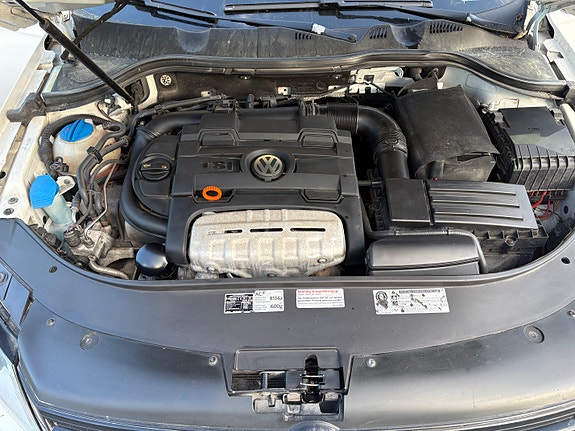 Volkswagen Passat 5 of 5