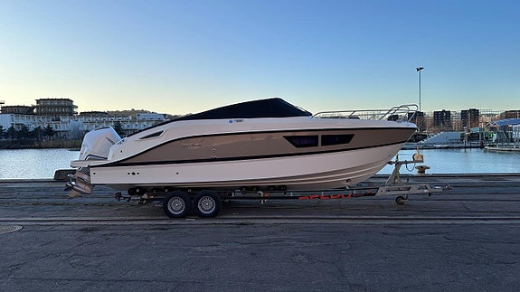 Uttern D77 med Mercury F300 XL DTS – 2025 8 of 26