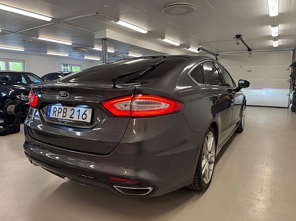 Ford Mondeo 15 of 27