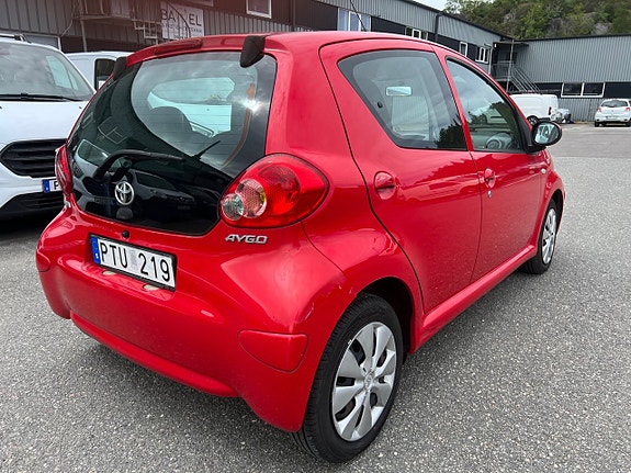Toyota Aygo 7 of 8
