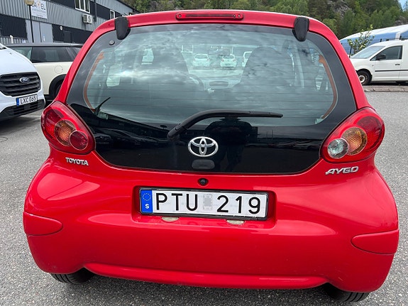 Toyota Aygo 6 of 8