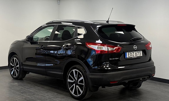 Nissan Qashqai 2 of 5