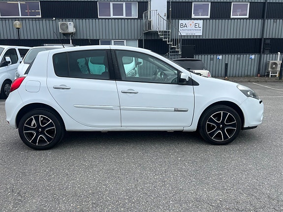 Renault Clio 3 of 5