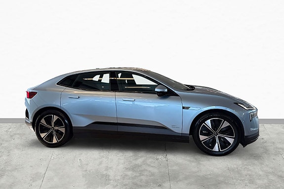Polestar 4 4 of 30
