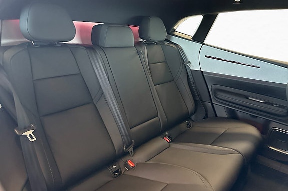 Polestar 4 15 of 30