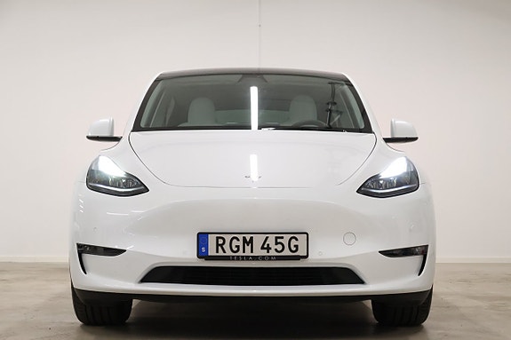 Tesla Model Y 2 of 5