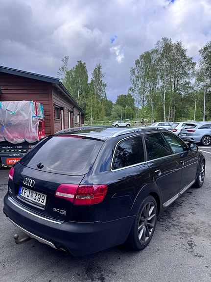 Audi A6 allroad 3 of 5