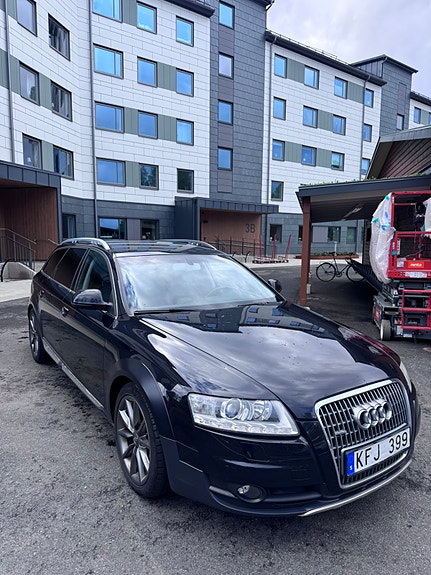 Audi A6 allroad 2 of 5