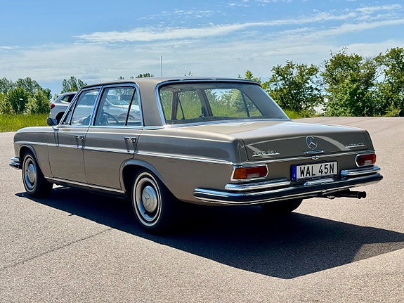 Mercedes-Benz 300 SEL 8 of 20