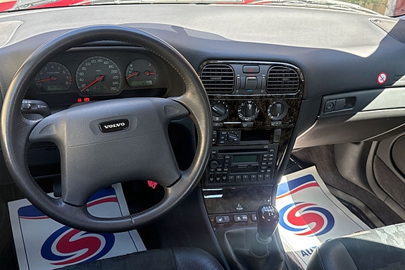 Volvo S40 5 of 5