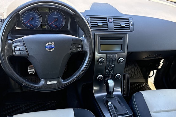 Volvo S40 5 of 5