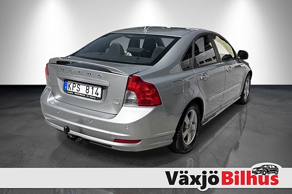 Volvo S40 3 of 5