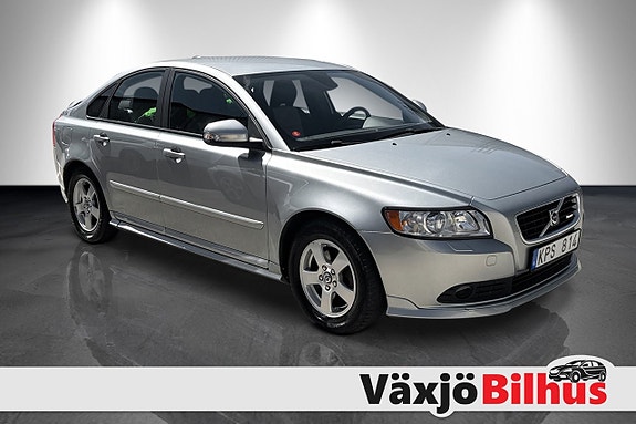 Volvo S40 4 of 5
