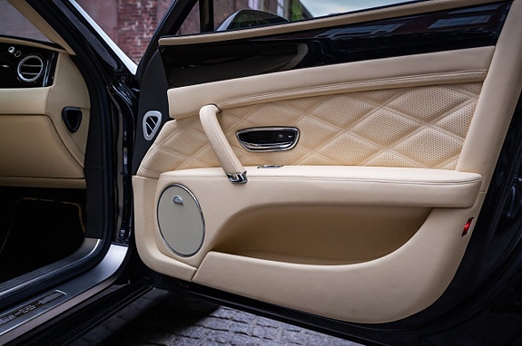 Bentley Flying Spur 20 of 30
