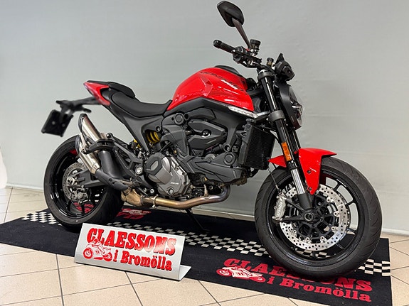 Ducati Monster 950 2 of 5