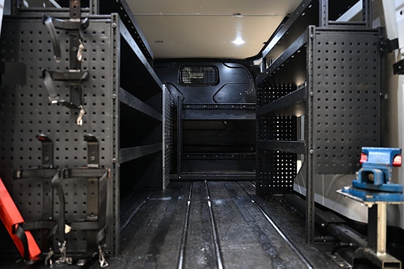 Ford Transit Custom 12 of 30