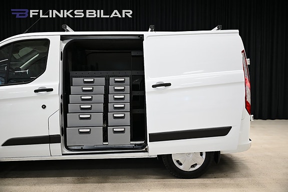 Ford Transit Custom 6 of 30