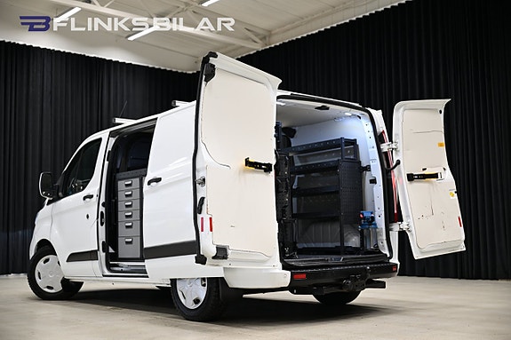 Ford Transit Custom 8 of 30
