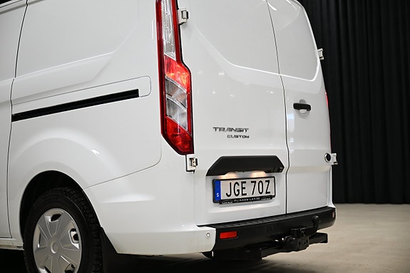 Ford Transit Custom 23 of 30