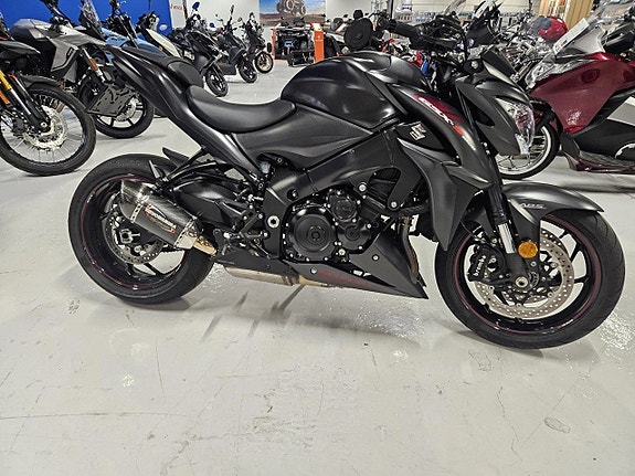 Suzuki GSX-S1000Z 18 ABS