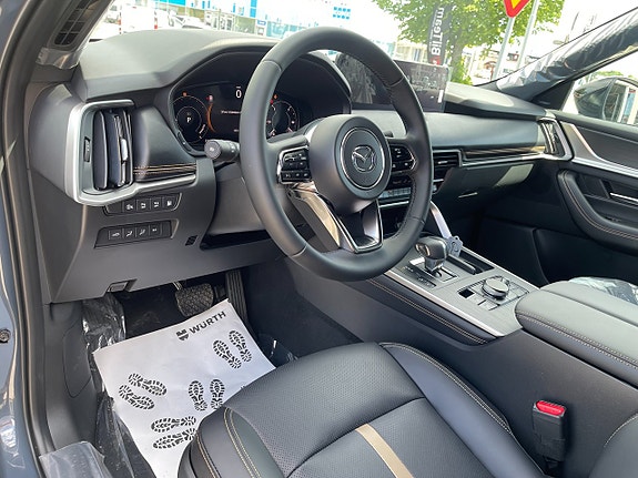 Mazda CX-60 12 of 13