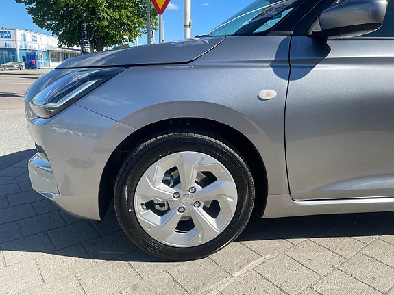 Suzuki Swift 7 of 23