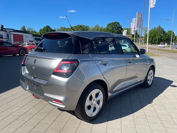 Suzuki Swift 4 of 5