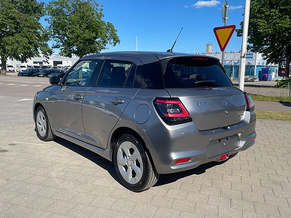 Suzuki Swift 5 of 23