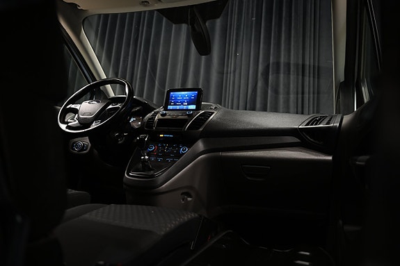 Ford Transit Connect 27 of 28