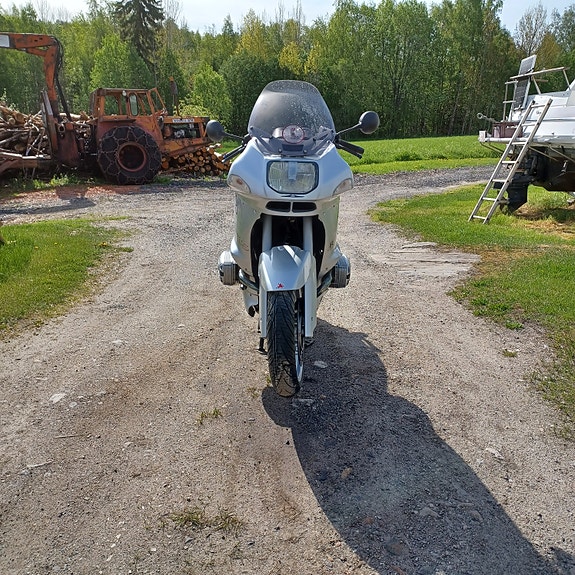 BMW R 1150 RS 2 of 3