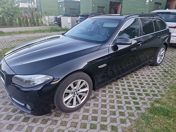 BMW 520d 2 of 5