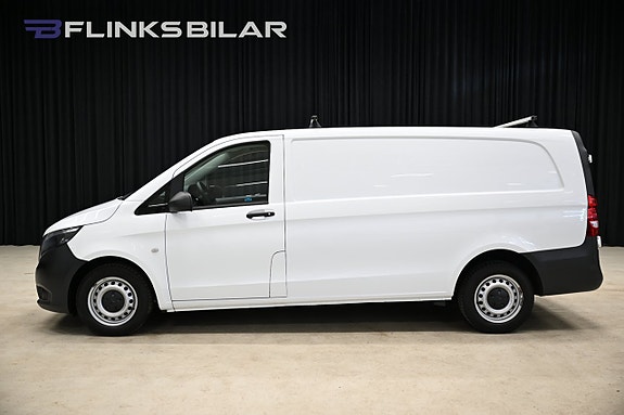 Mercedes-Benz Vito 110 2 of 5