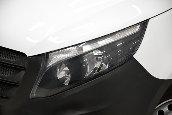 Mercedes-Benz Vito 110 3 of 5