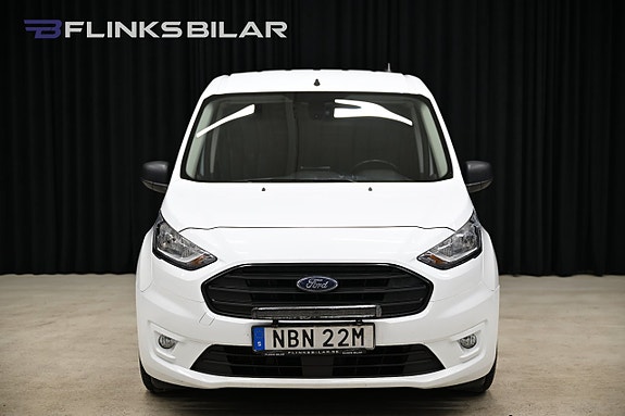 Ford Transit Connect 8 of 24