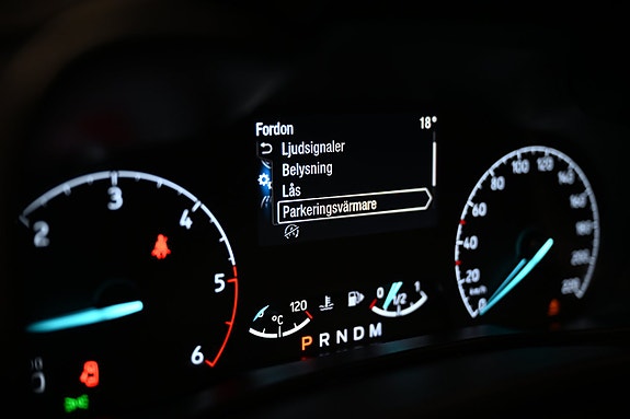 Ford Transit Connect 13 of 24