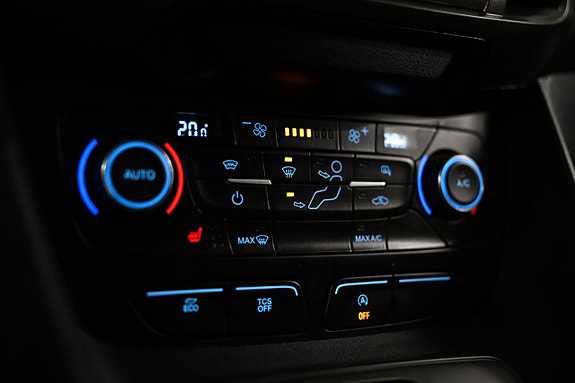 Ford Transit Connect 20 of 24