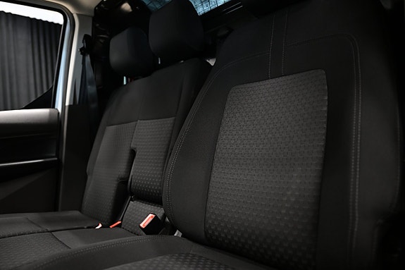Ford Transit Connect 17 of 24